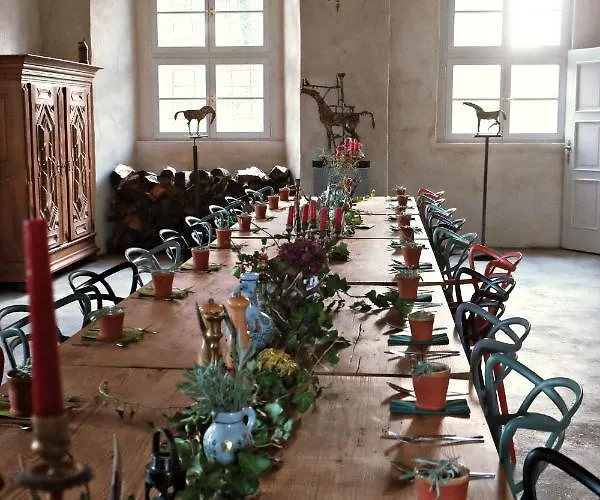 Event- Kultur & Kunst Schloss Neuenhagen Uebernachten Im Denkmal 3*